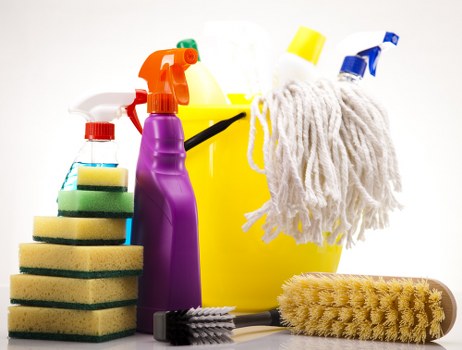 Low-carbon van used for eco-friendly carpet cleaning